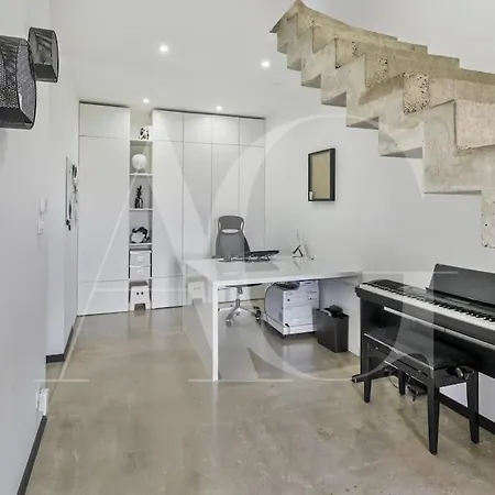 Maison Moderne Au Calme Dans La Campagne Urcuit