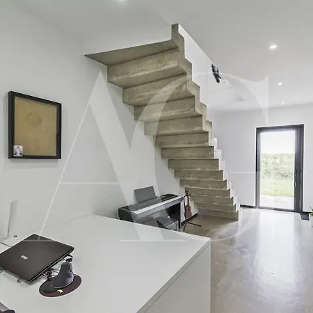 Maison Moderne Au Calme Dans La Campagne Villa Urcuit